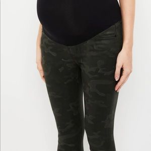 Joe’s Jeans camo maternity jeans NWT